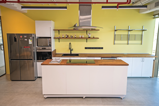 Brown kitchen